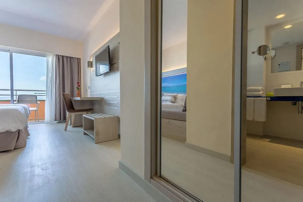 מלון דירות קאן פיקפורט Apartamentos Ferrer Janeiro